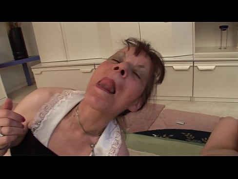 ❤️ Dvije bake i jedan djed imaju trojku ❤ Porno kod nas ☑