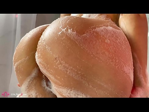 ❤️ Brineta masturbira macu vibratorom do intenzivnog orgazma pod tušem ❤ Porno kod nas ☑