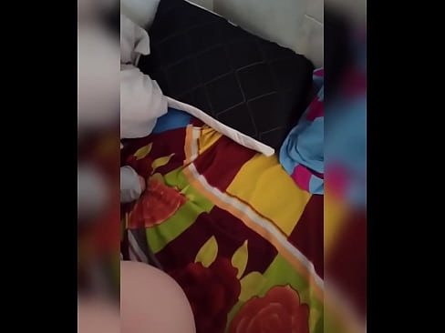❤️ Moja cimerka ostaje sama doma jer joj muž ide na odmor a ja koristim priliku da je pojebem i napunim joj dupe mlijekom ❤ Porno kod nas ☑