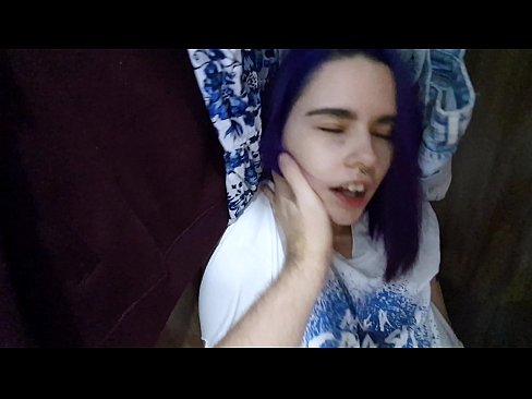 ❤️ Našao sam svoju sestru u ormaru i pomogao joj da svrši ❤ Porno kod nas ☑