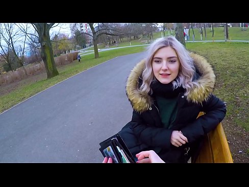 ❤️ Guta zgodnu spermu stranca za novac - pušenje u parku od Eve Elfie ❤ Porno kod nas ☑